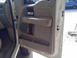 2007 FORD F-150, WHITE, LARIAT MODEL, 5.4L, AT,  4WD,  CREW CAB. F26333